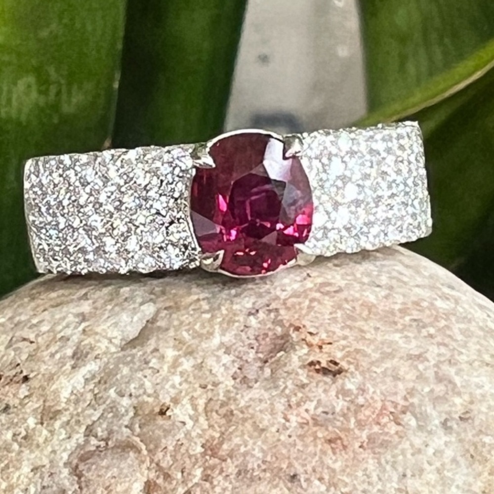 Kat Florence pigeon blood untreated Ruby diamond Ring